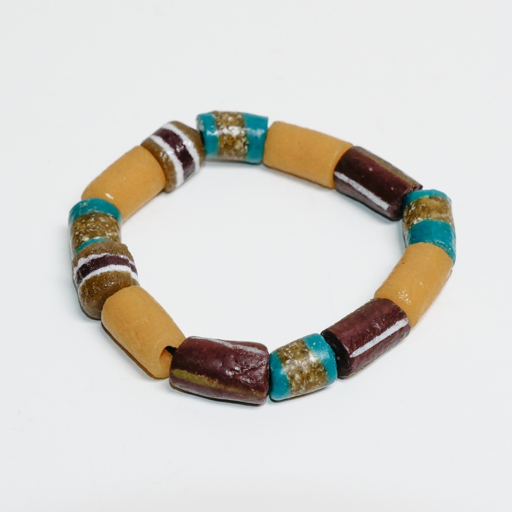 Handmade beaded bracelet - adjustable size